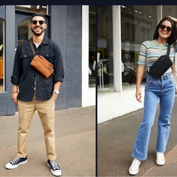 Bellroy Sling bag mini in Melbourne Black NEW WITH TAGS! - Picture 4 of 4